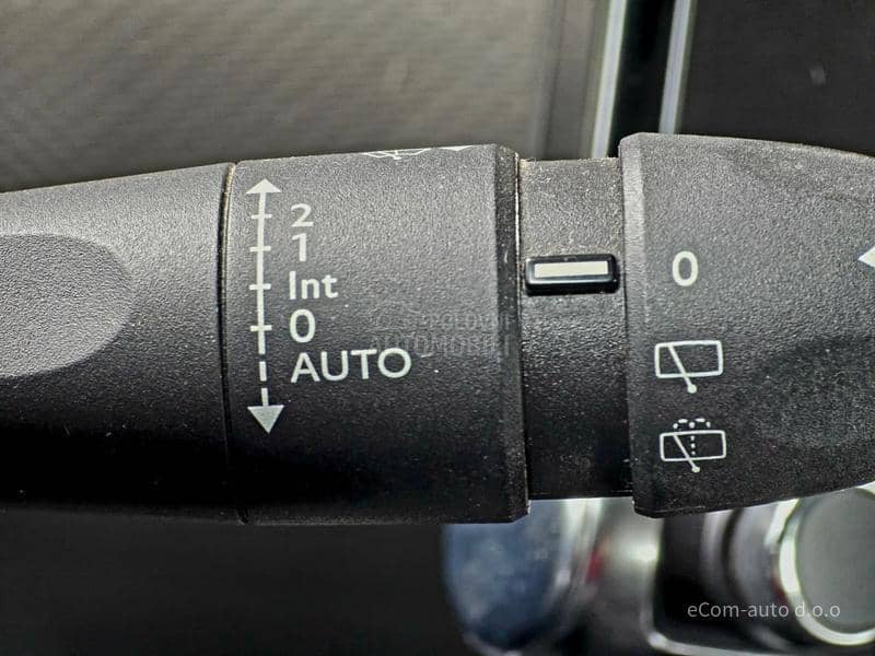 Citroen C4 Cactus 1.5 HDI SHINE