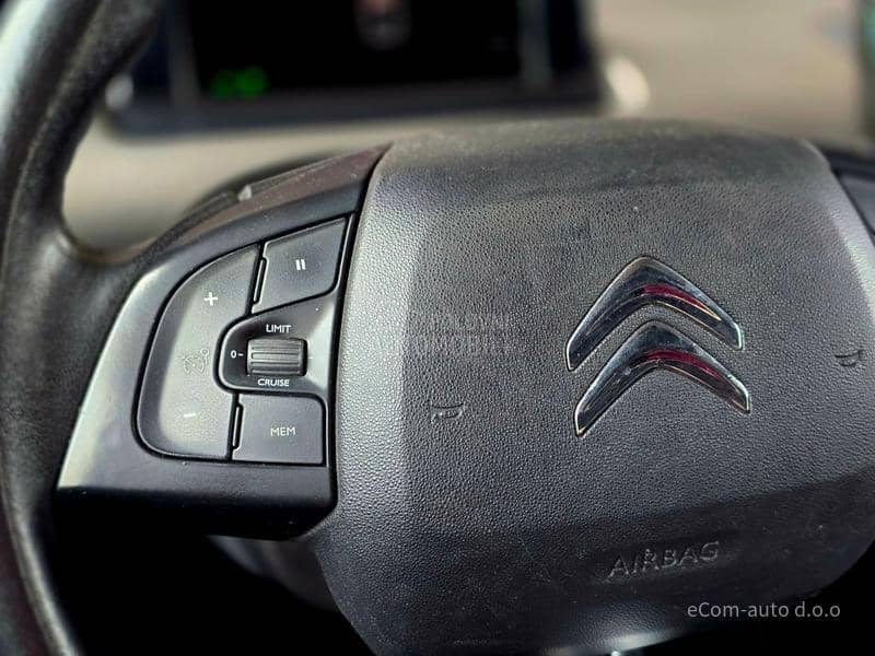 Citroen C4 Cactus 1.5 HDI SHINE