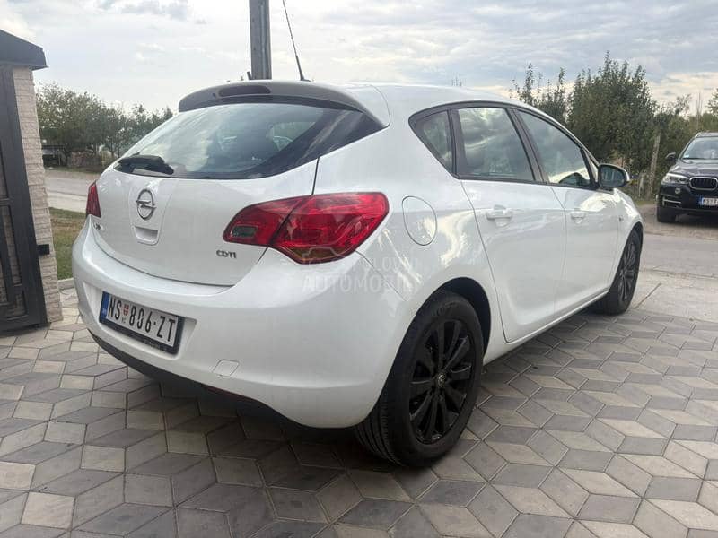Opel Astra J 1.7 CDTI /T O P/