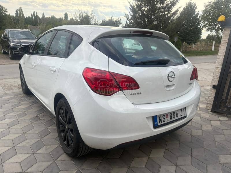 Opel Astra J 1.7 CDTI /T O P/