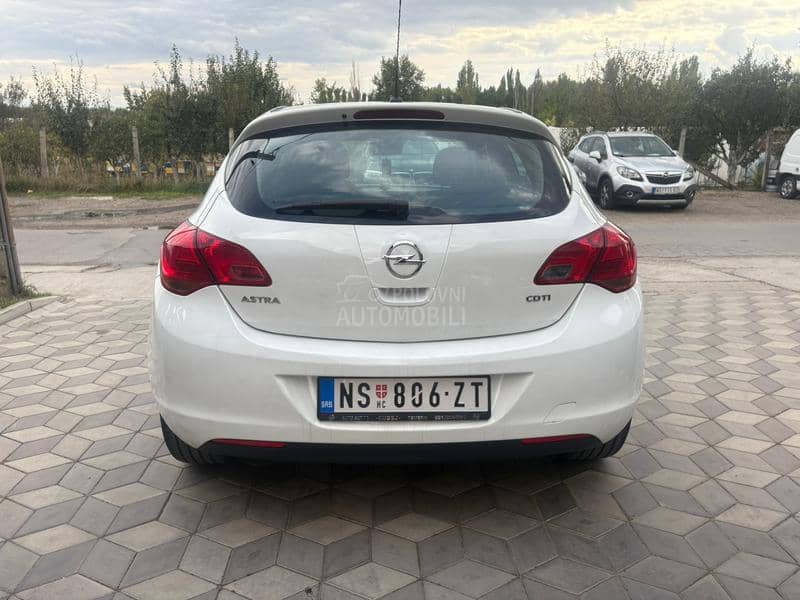 Opel Astra J 1.7 CDTI /T O P/