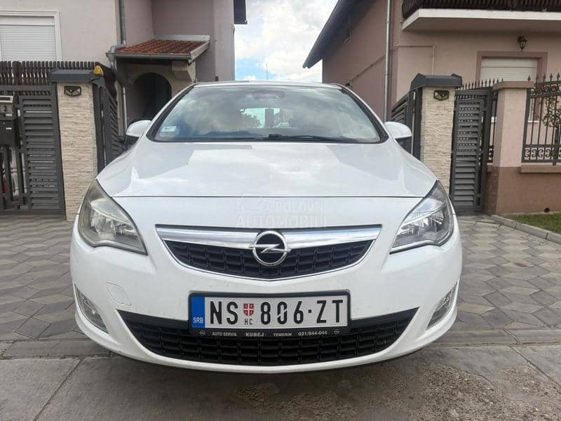 Opel Astra J 1.7 CDTI /T O P/