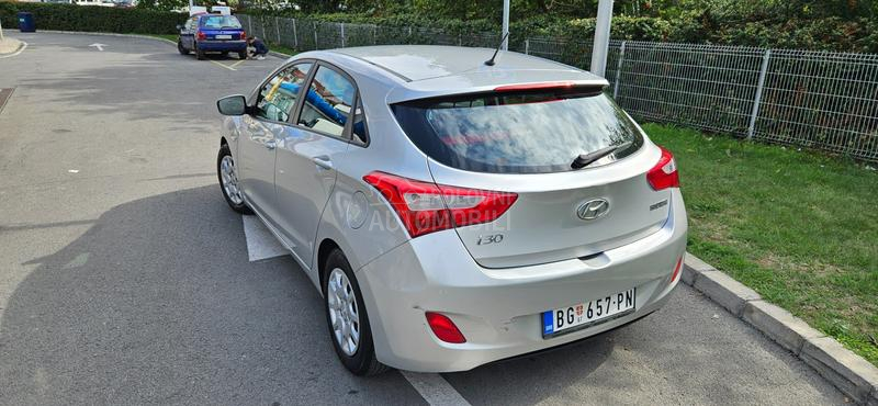 Hyundai i30 1.4 GL Hyundai i30 1.4 GL