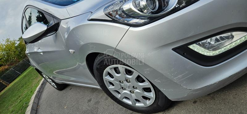 Hyundai i30 1.4 GL Hyundai i30 1.4 GL