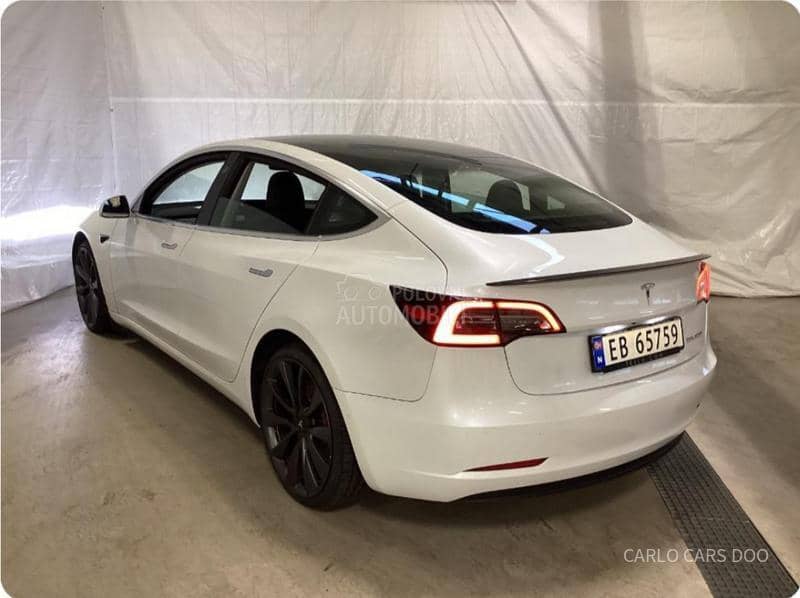 Tesla Model 3 Performance Rata 320