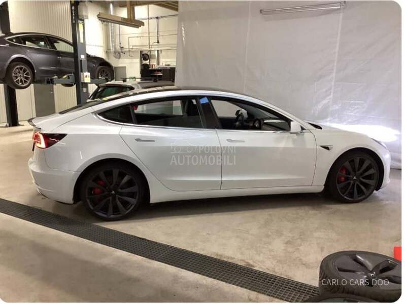 Tesla Model 3 Performance Rata 320