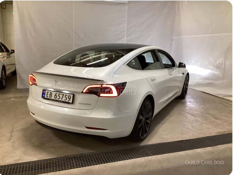 Tesla Model 3 Performance Rata 320