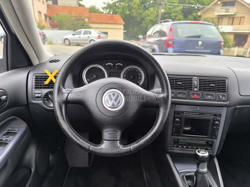 Volkswagen Golf 4 REZERVISAN