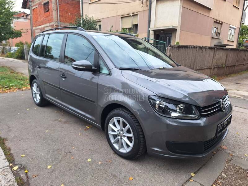 Volkswagen Touran 