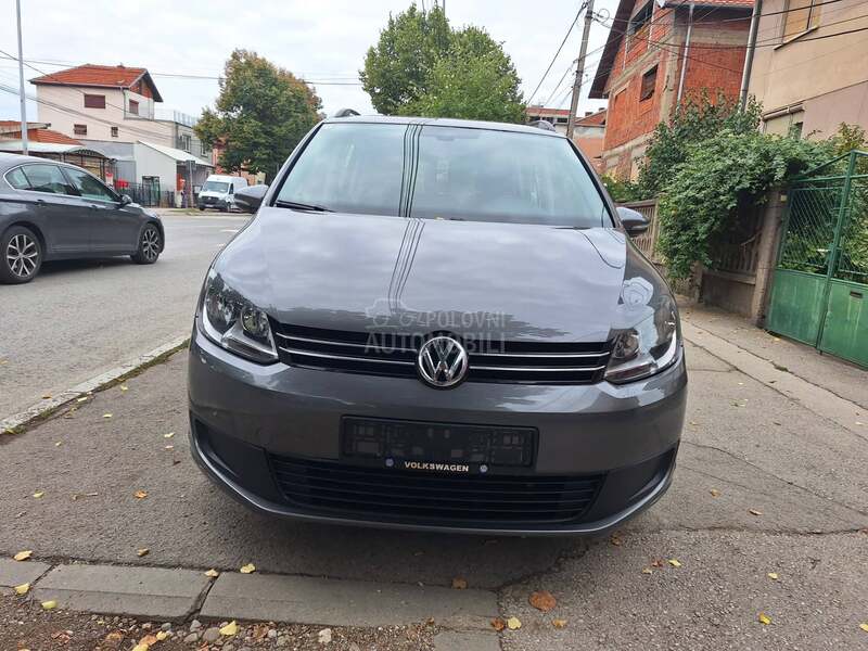 Volkswagen Touran 