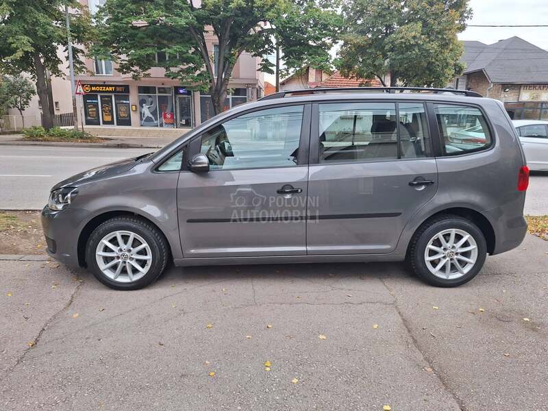 Volkswagen Touran 