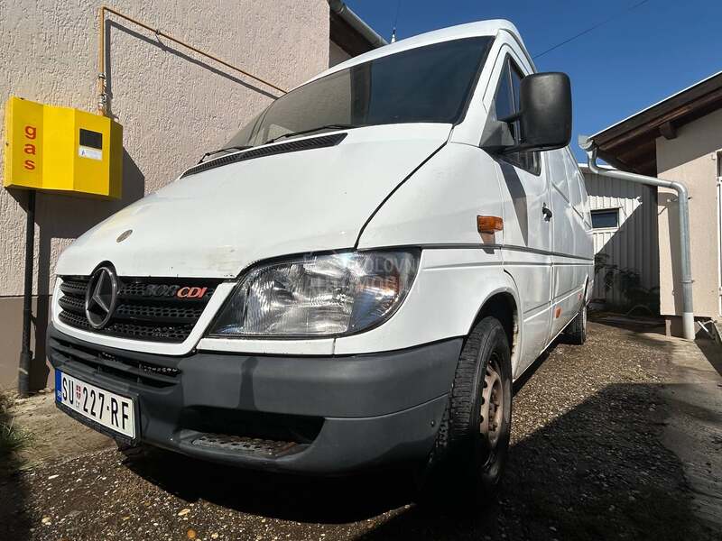 Mercedes Benz Sprinter 2.2
