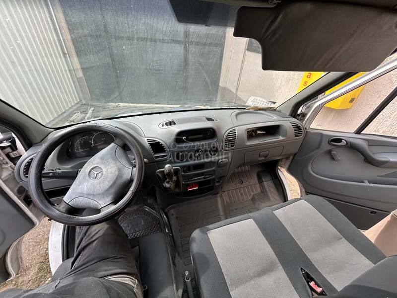 Mercedes Benz Sprinter 2.2