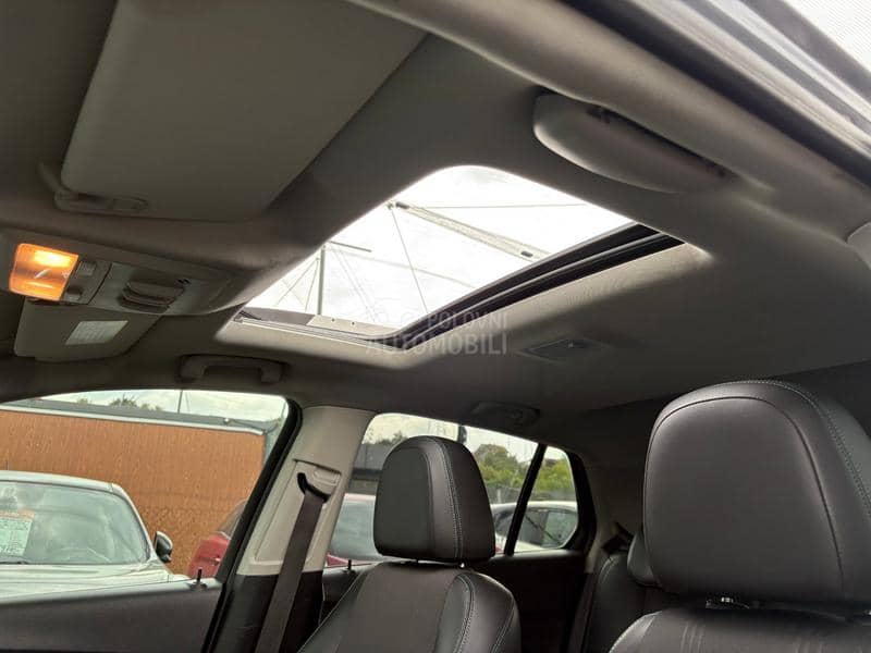 Chevrolet Trax 1.4 Turbo AWD Pano