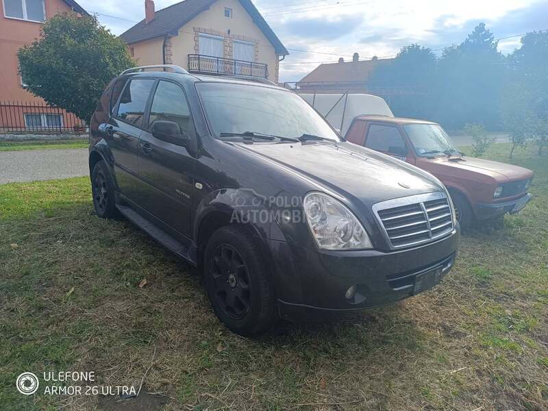 SsangYong Rexton 2009. god. -  kompletan auto u delovima