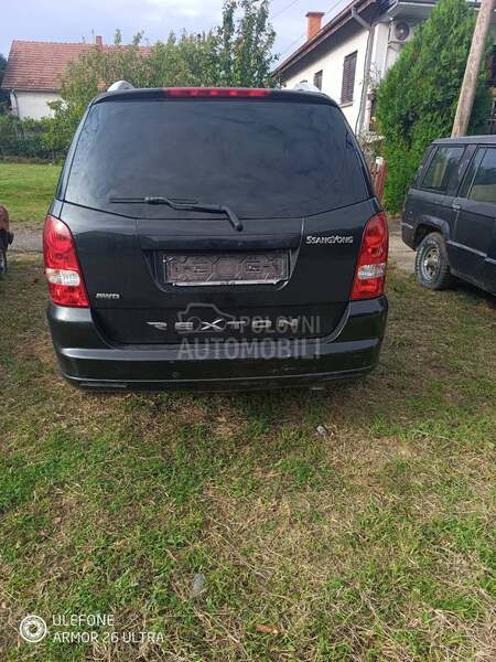 SsangYong Rexton 2009. god. -  kompletan auto u delovima