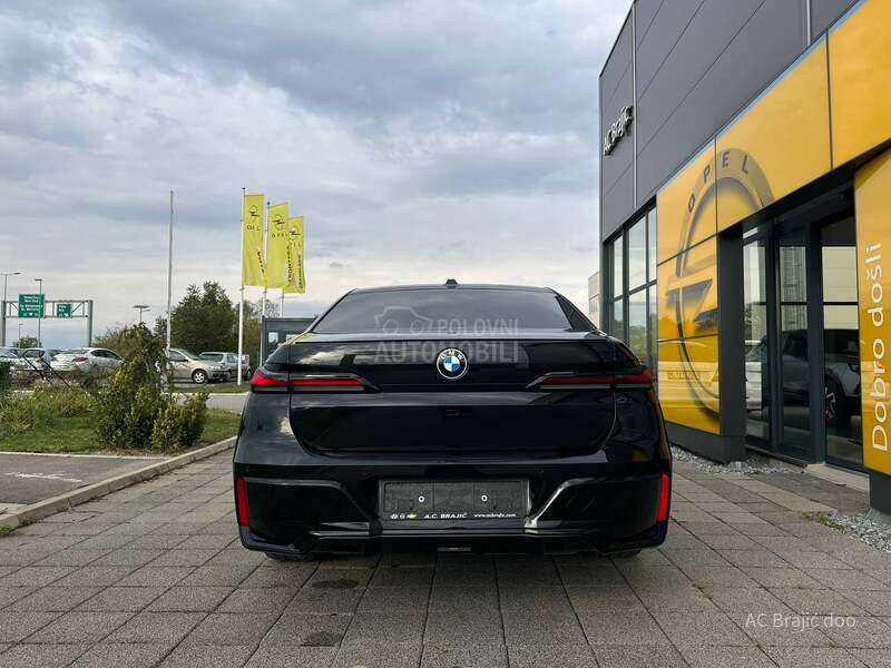 BMW 740 xD M paket SWAROVSKI