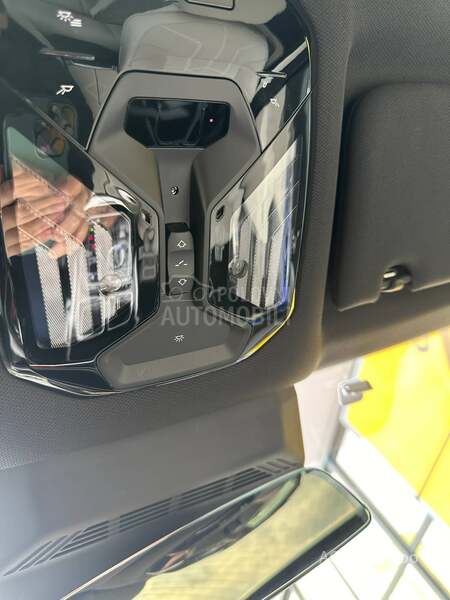 BMW 740 xD M paket SWAROVSKI
