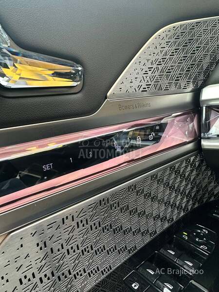BMW 740 xD M paket SWAROVSKI