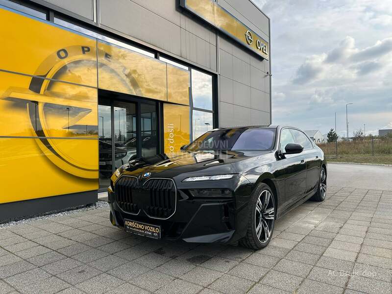 BMW 740 xD M paket SWAROVSKI