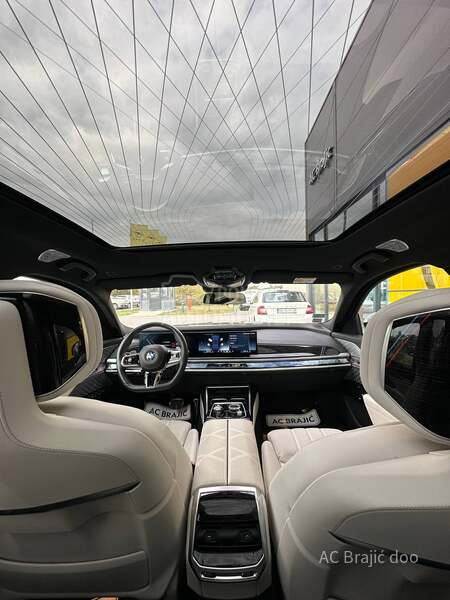 BMW 740 xD M paket SWAROVSKI