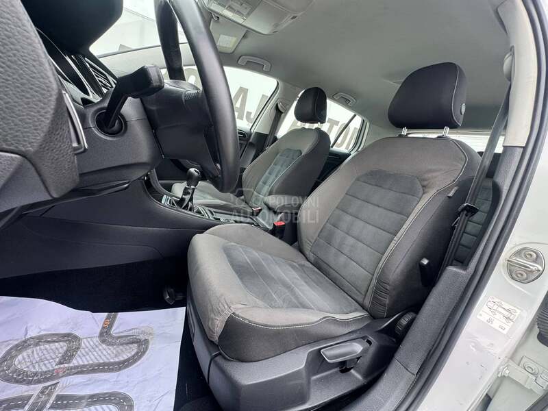 Volkswagen Golf 7 HIGHLINE