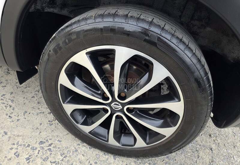 Nissan Qashqai + 2 1.5 DCI N.A.V.I