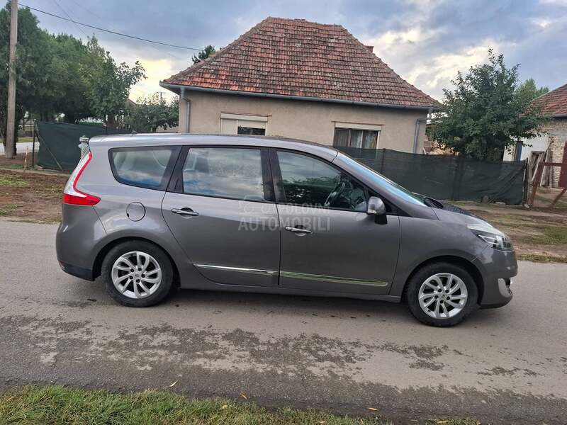 Renault Grand Scenic 1.2