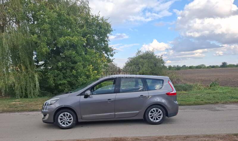 Renault Grand Scenic 1.2