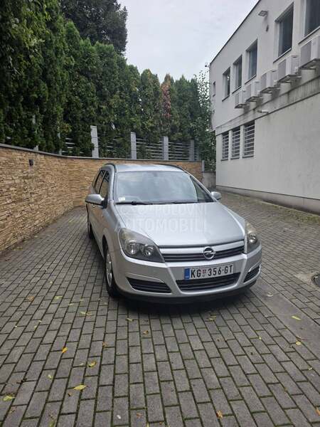 Opel Astra H 