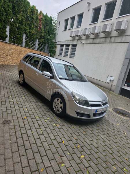 Opel Astra H 