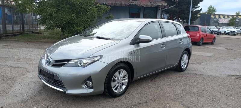 Toyota Auris 