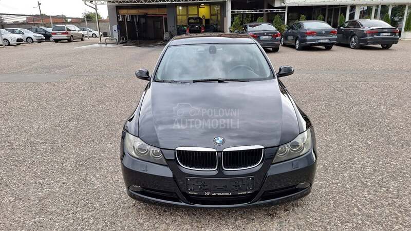 BMW 320 