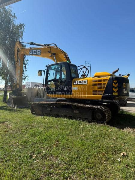 JCB JS 220 LC