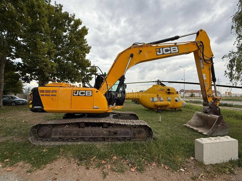 JCB JS 220 LC