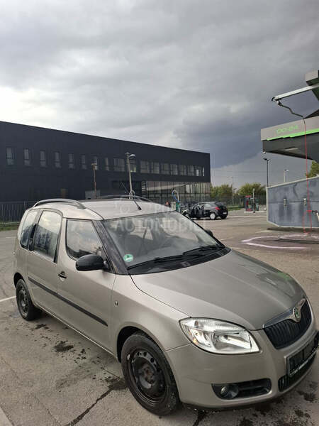 Škoda Roomster 