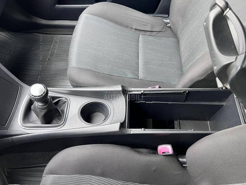 Toyota Avensis 1.6 ENERGY