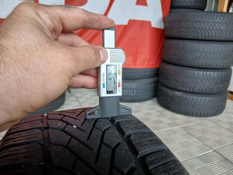 Semperit 185/60 R15 Zimska