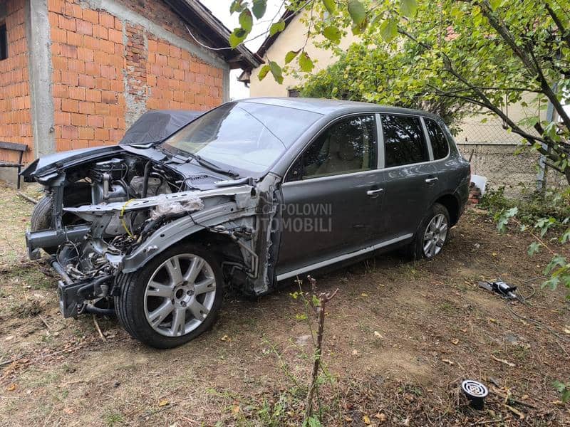 Porsche Cayenne 2006. god. -  kompletan auto u delovima