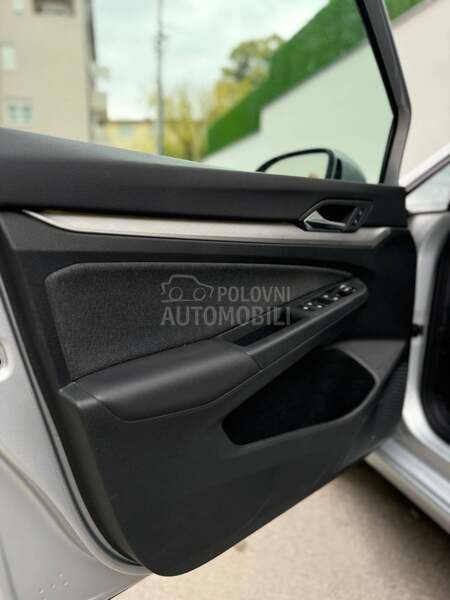 Volkswagen Golf 8 2.0 TDI  DSG,IQ,VIRT