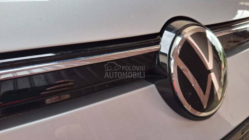 Volkswagen Golf 8 2.0 TDI  DSG,IQ,VIRT