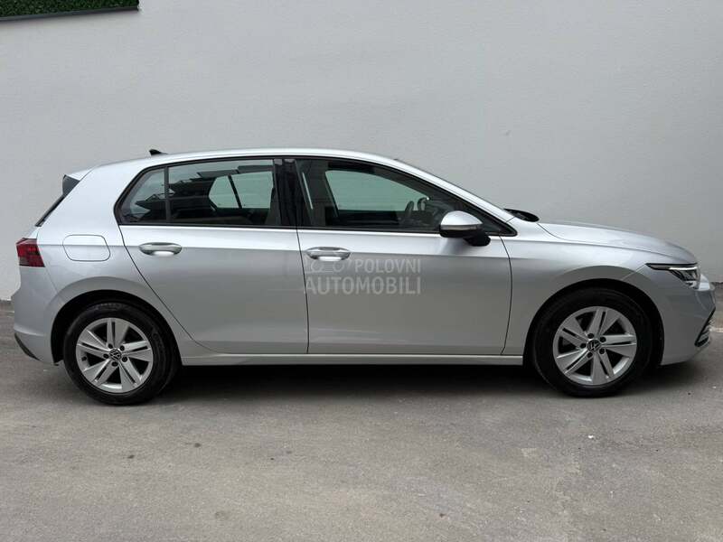 Volkswagen Golf 8 2.0 TDI  DSG,IQ,VIRT