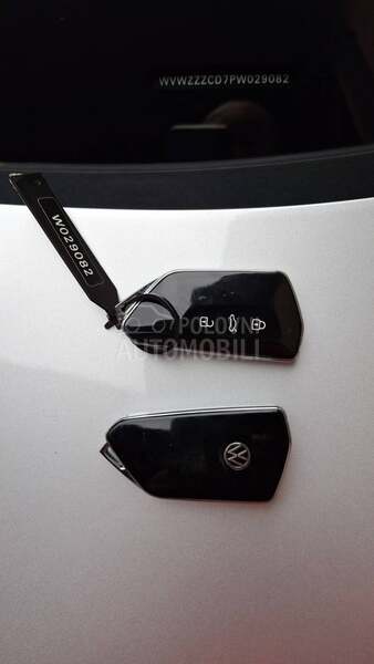 Volkswagen Golf 8 2.0 TDI  DSG,IQ,VIRT