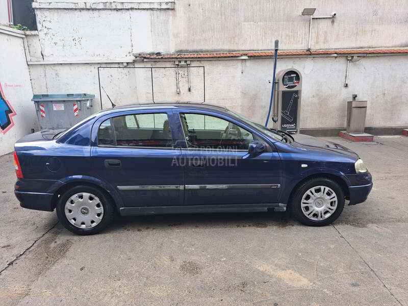 Opel Astra G 1.6