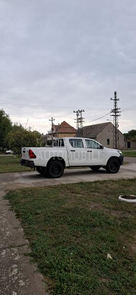 Toyota Hilux 