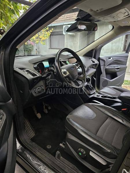 Ford Kuga Titanium 4x4 AWD