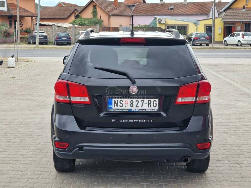 Fiat Freemont 