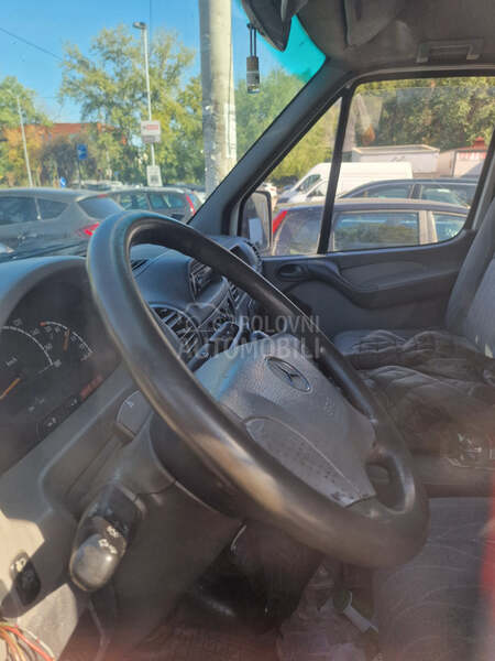 Mercedes Benz Sprinter 