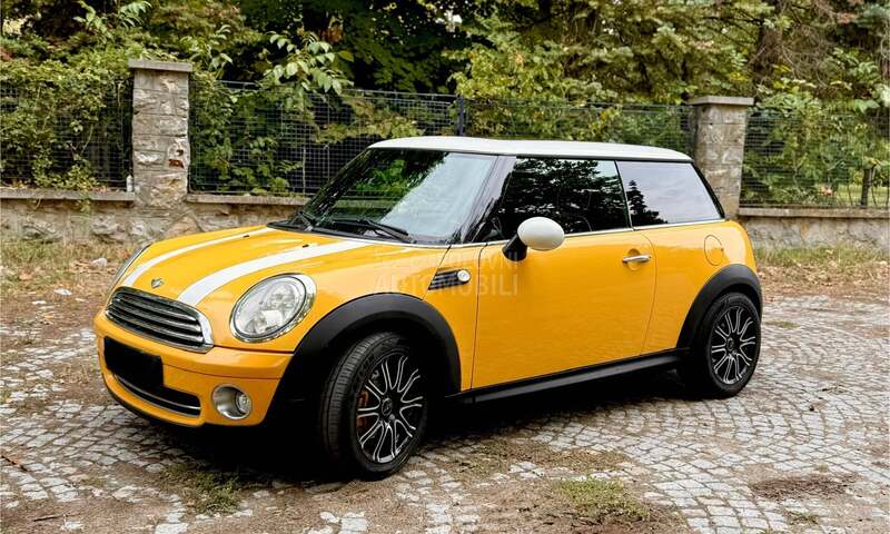 MINI Cooper 