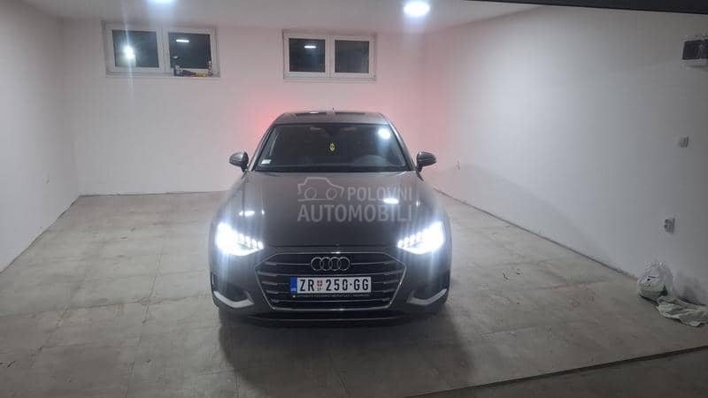 Audi A4 TDI M-HEV S-tronic